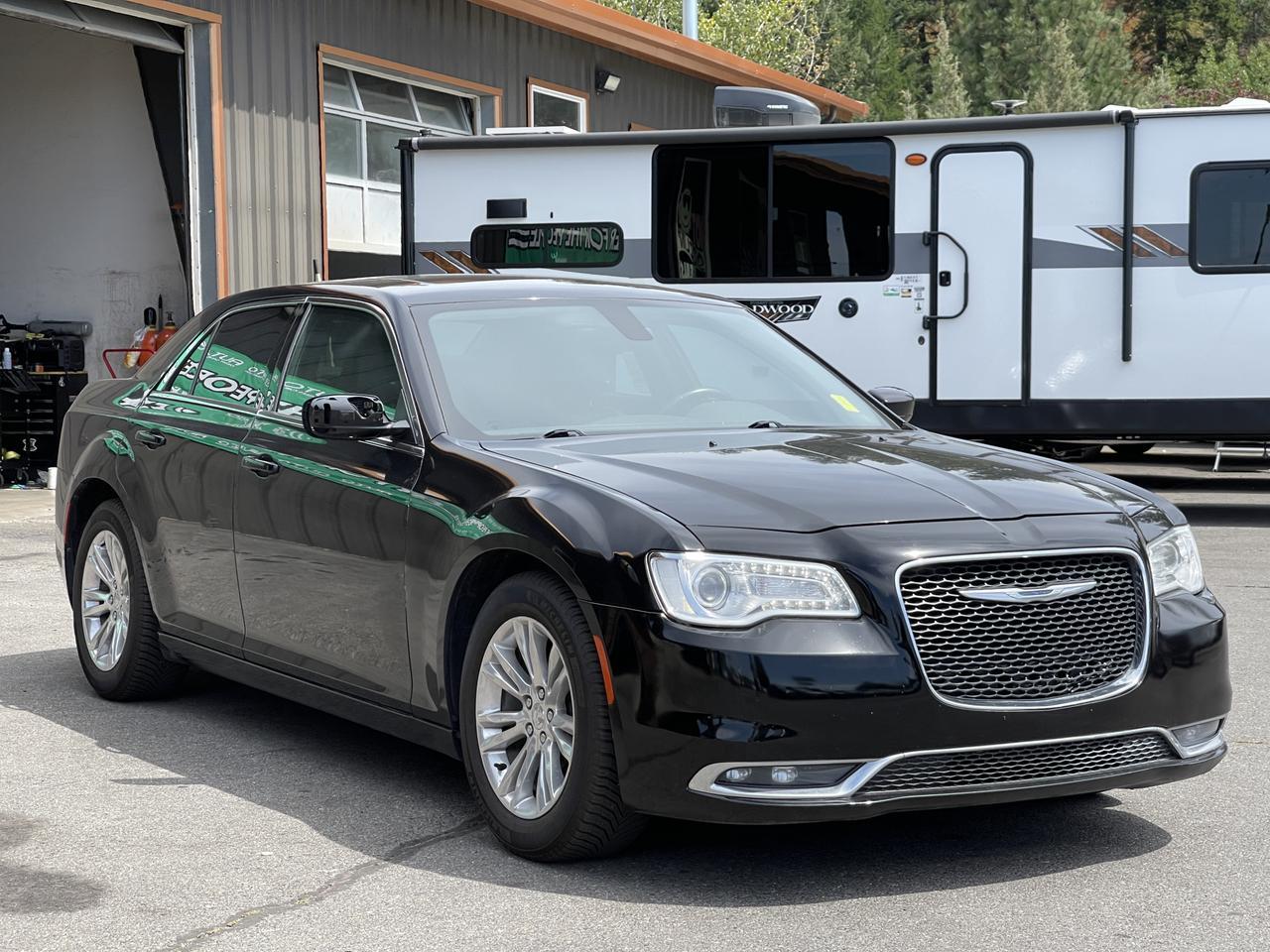 2016 Chrysler 300 Limited RWD Hayden ID