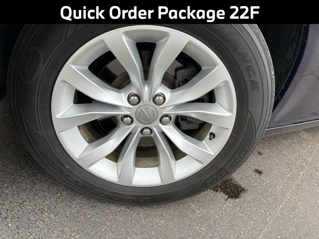 2016 Chrysler 300 Limited San Clemente CA