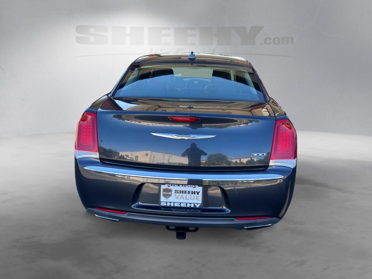 2016 Chrysler 300 Limited Fredericksburg VA