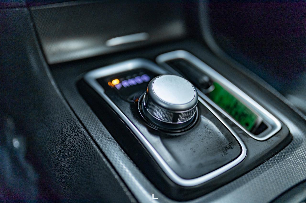 2016 Chrysler 300 S Leather Roof Nav BCam Red Deer AB