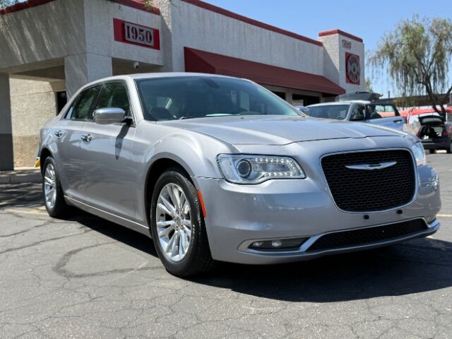 2016 Chrysler 300C 300C
