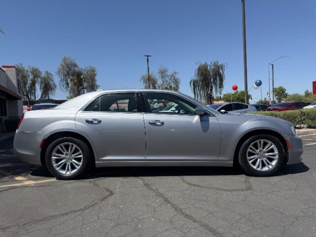 2016 Chrysler 300C 300C
