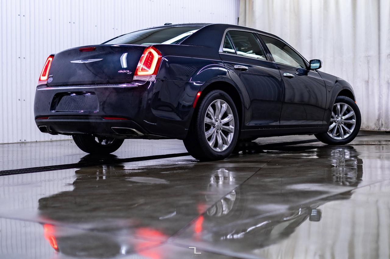 2016 Chrysler 300C AWD Leather Roof Nav BCam Red Deer AB