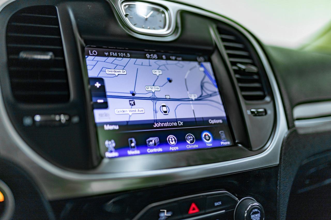 2016 Chrysler 300C AWD Leather Roof Nav BCam Red Deer AB