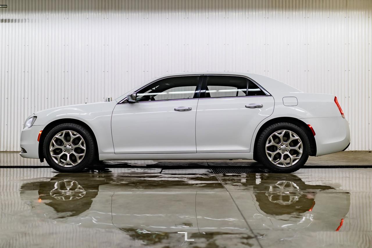 2016 Chrysler 300C AWD Platinum Leather Roof Nav BCam Red Deer AB