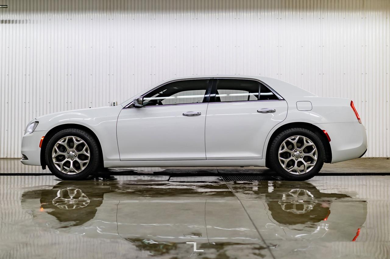 2016 Chrysler 300C AWD Platinum Leather Roof Nav BCam Red Deer AB