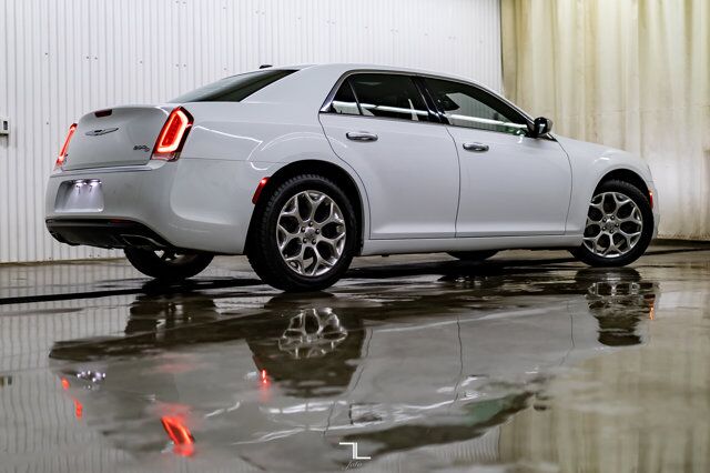 2016 Chrysler 300C AWD Platinum Leather Roof Nav BCam Red Deer AB