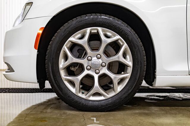 2016 Chrysler 300C AWD Platinum Leather Roof Nav BCam Red Deer AB