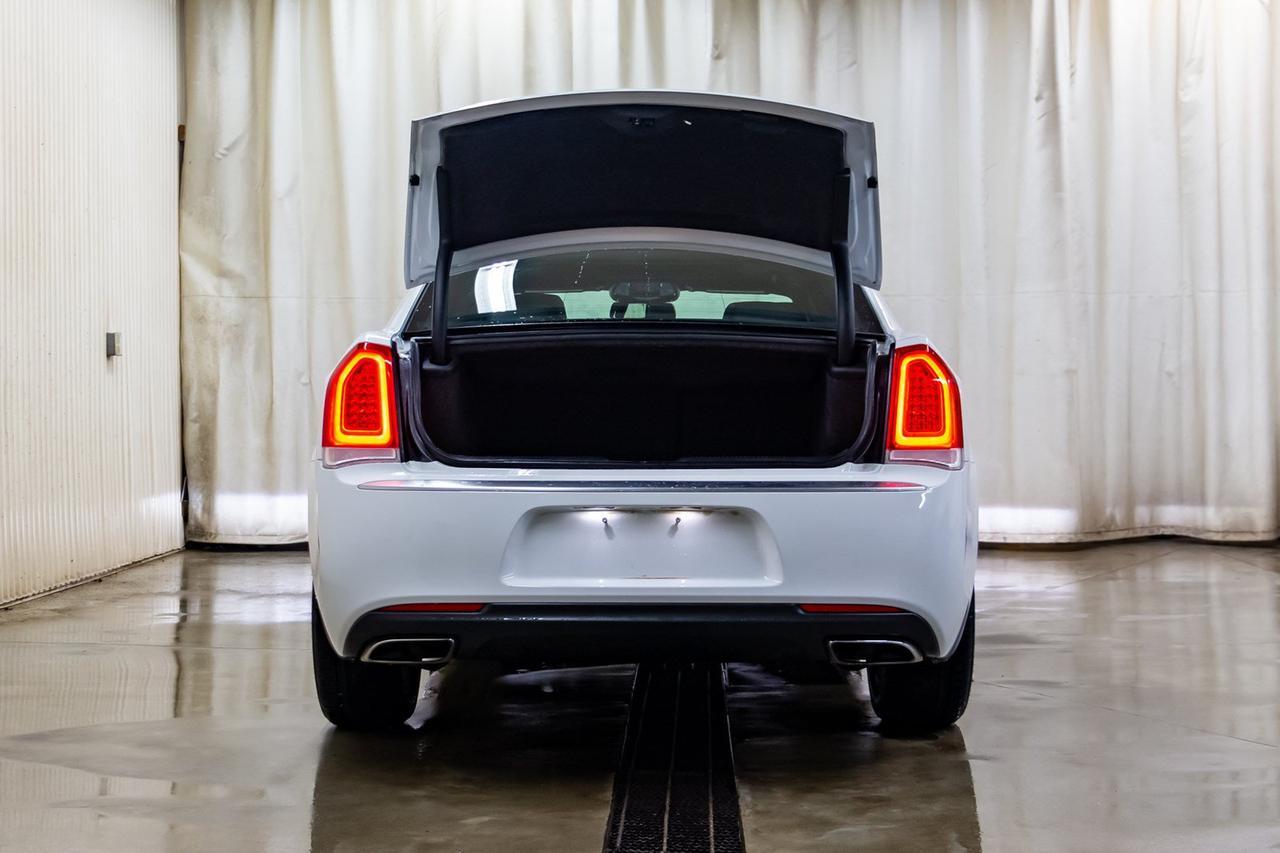 2016 Chrysler 300C AWD Platinum Leather Roof Nav Red Deer AB