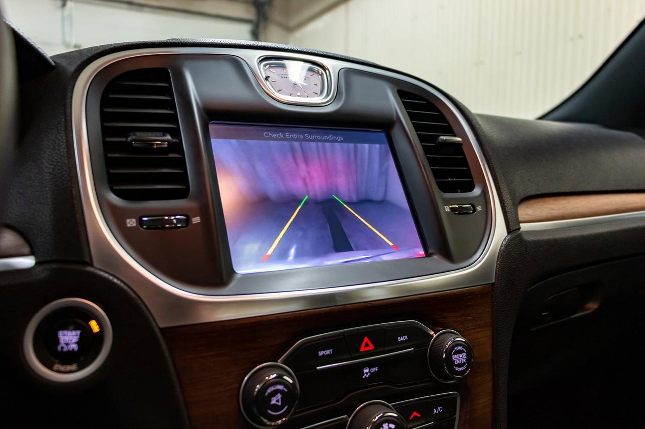 2016 Chrysler 300C AWD Platinum Leather Roof Nav Red Deer AB