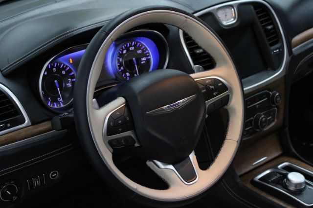 2016 Chrysler 300C Platinum AWD Chantilly VA