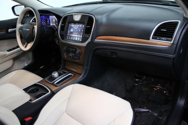 2016 Chrysler 300C Platinum AWD Chantilly VA