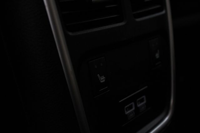 2016 Chrysler 300C Platinum AWD Chantilly VA