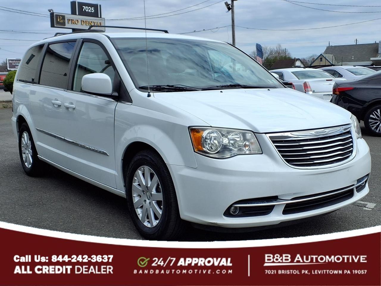 2016 Chrysler Town and Country