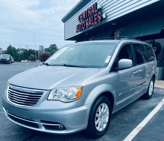 2016 Chrysler Town &amp; Country- SD / SAR Touring