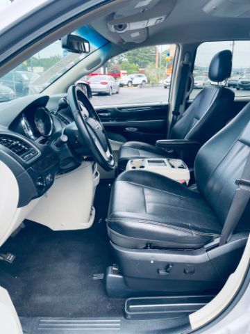 2016 Chrysler Town &amp; Country- SD / SAR Touring Hot Springs AR