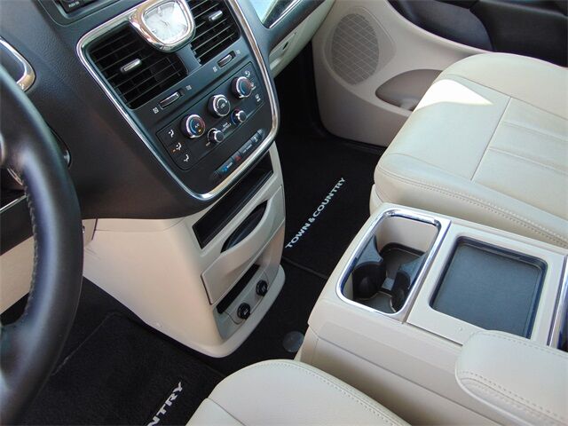 2016 Chrysler Town &amp; Country LX Santa Fe NM