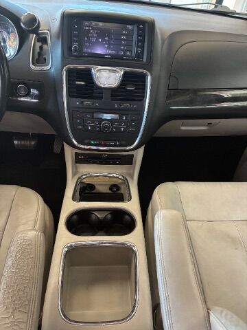 2016 Chrysler Town & Country Limited Platinum Charlotte NC