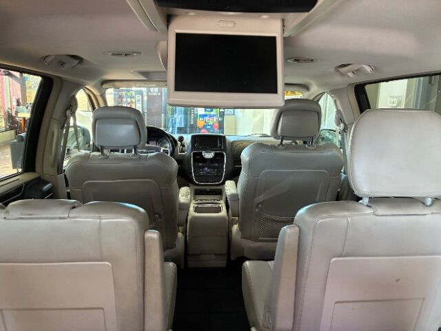2016 Chrysler Town & Country Limited Platinum Charlotte NC