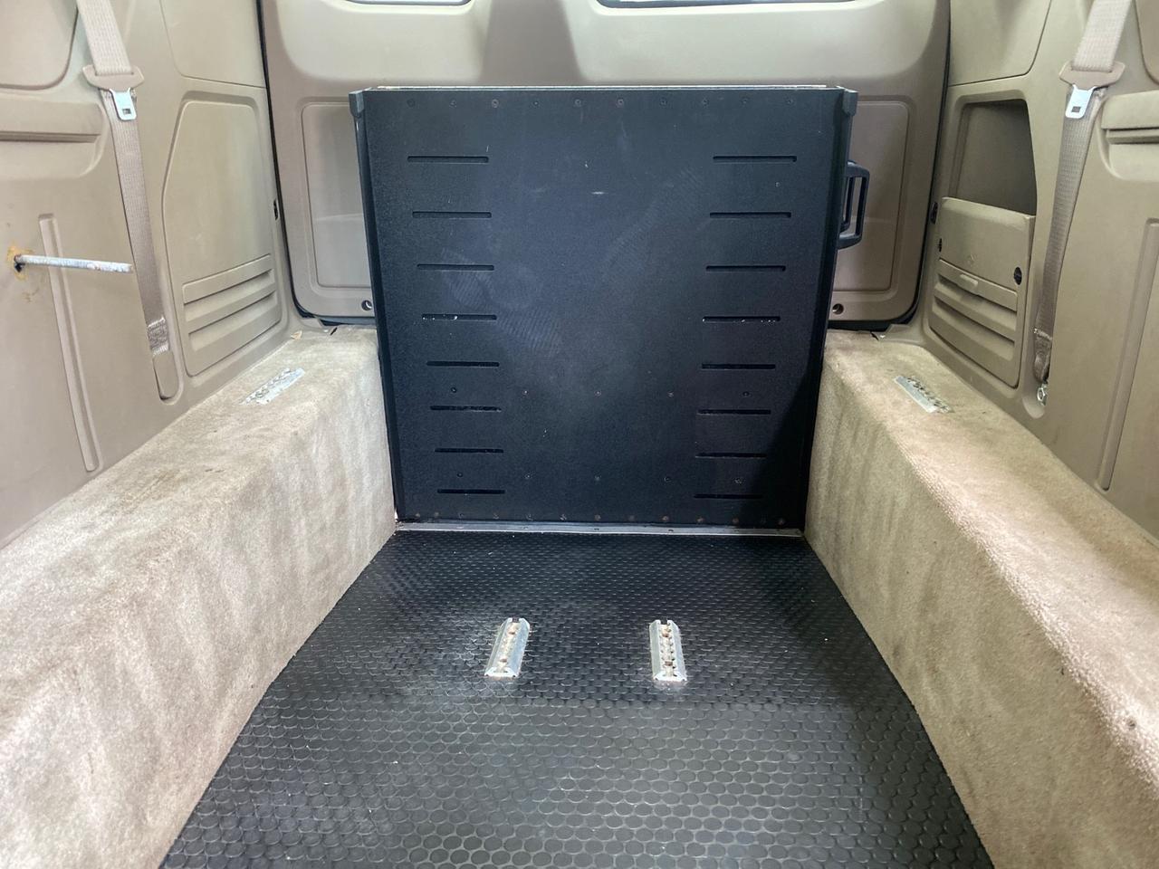 2016 Chrysler Town & Country REAR DOOR, HANDICAP RAMP LOW MILES 58,632 Pompano Beach FL