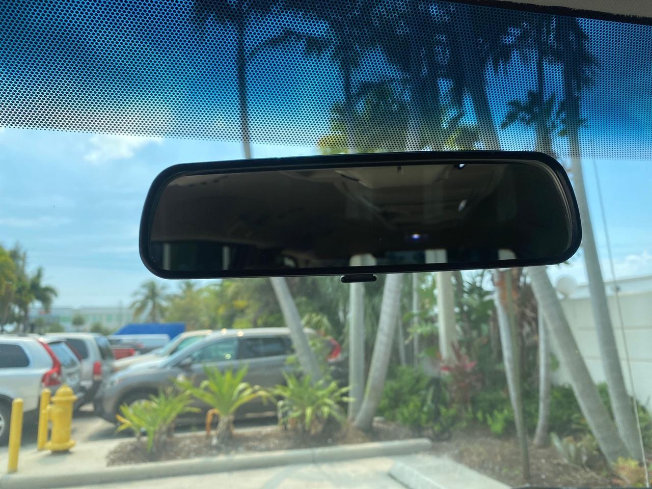 2016 Chrysler Town & Country REAR DOOR, HANDICAP RAMP LOW MILES 58,632 Pompano Beach FL