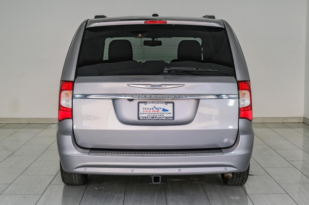 2016 Chrysler Town & Country TOURING BLIND SPOT ASSIST NAVIGATION TV ENTERTAINMENT LEATHER SE Carrollton TX