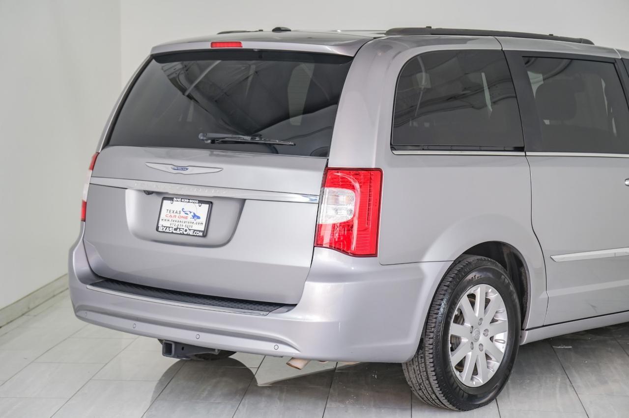 2016 Chrysler Town & Country TOURING BLIND SPOT ASSIST NAVIGATION TV ENTERTAINMENT LEATHER SE Carrollton TX