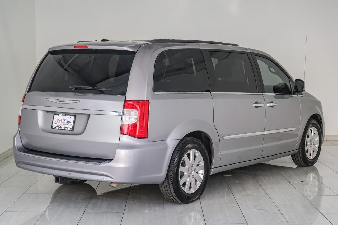 2016 Chrysler Town & Country TOURING BLIND SPOT ASSIST NAVIGATION TV ENTERTAINMENT LEATHER SE Carrollton TX