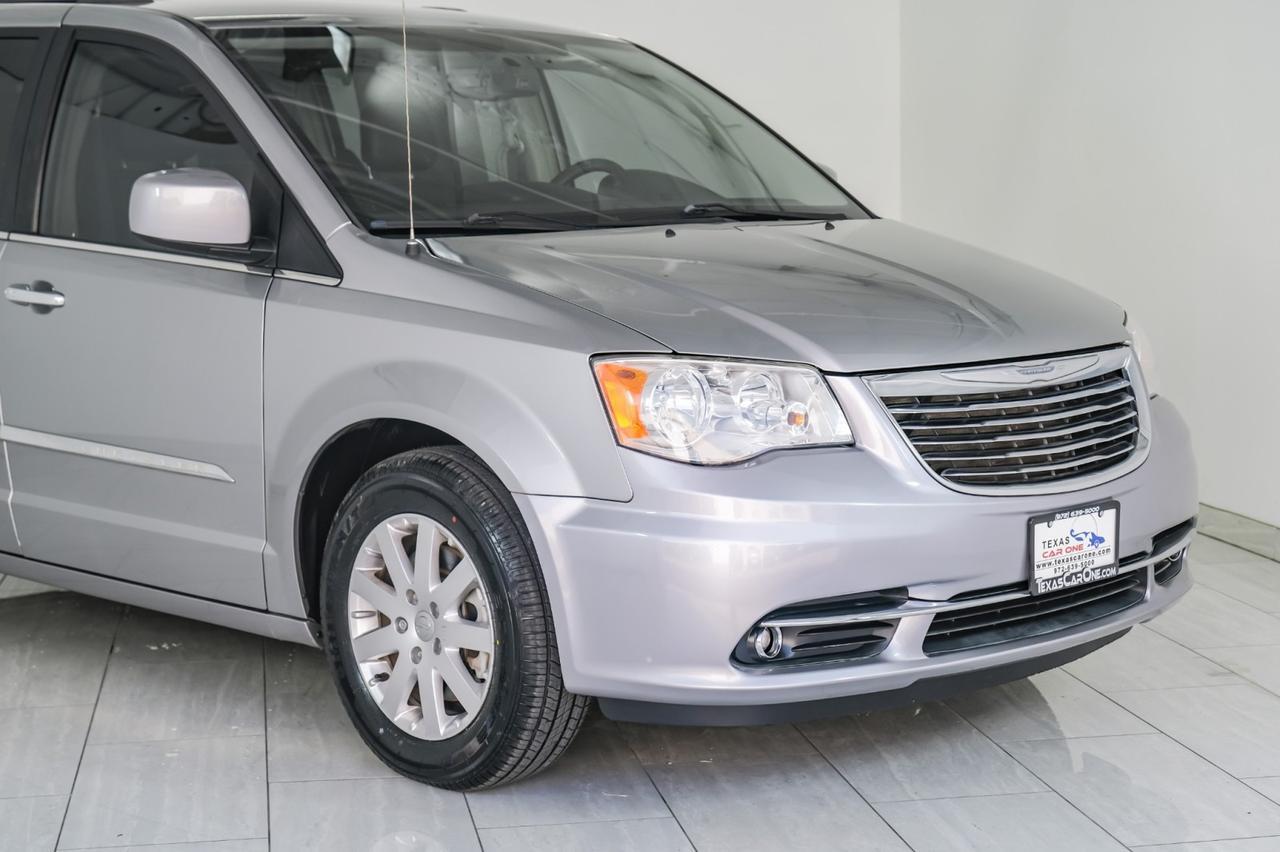 2016 Chrysler Town & Country TOURING BLIND SPOT ASSIST NAVIGATION TV ENTERTAINMENT LEATHER SE Carrollton TX