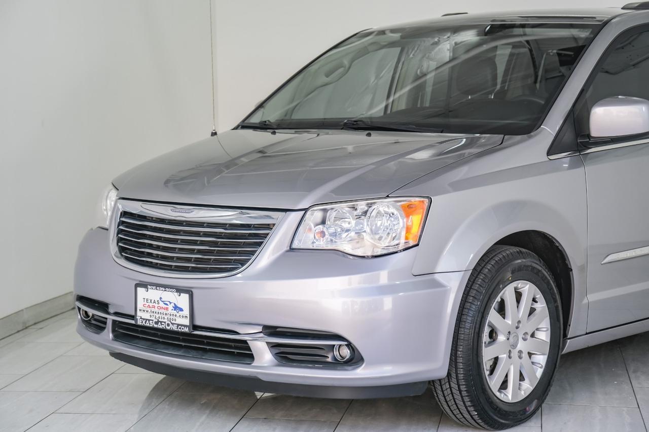 2016 Chrysler Town & Country TOURING BLIND SPOT ASSIST NAVIGATION TV ENTERTAINMENT LEATHER SE Carrollton TX