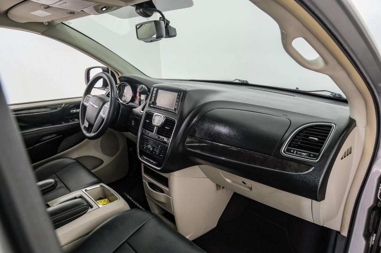 2016 Chrysler Town & Country TOURING BLIND SPOT ASSIST NAVIGATION TV ENTERTAINMENT LEATHER SE Carrollton TX