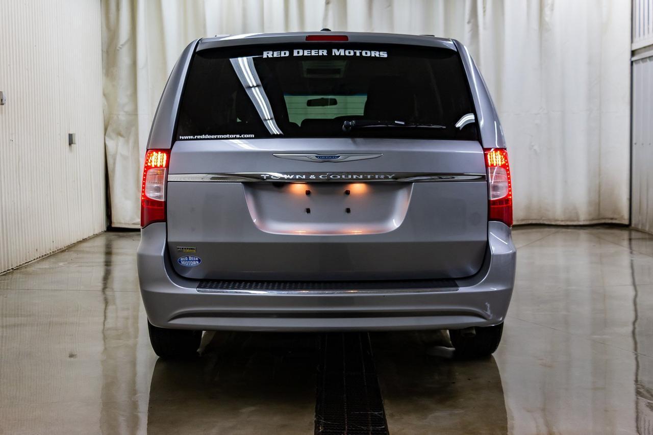 2016 Chrysler Town & Country Touring BCam Red Deer AB