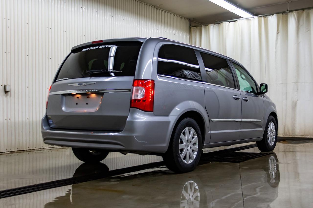 2016 Chrysler Town & Country Touring BCam Red Deer AB