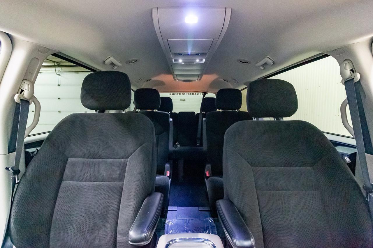 2016 Chrysler Town & Country Touring BCam Red Deer AB