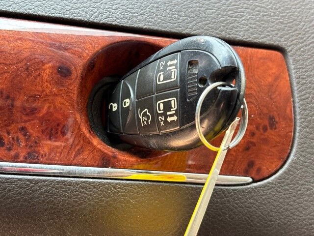 2016 Chrysler Town & Country Touring Cleveland OH