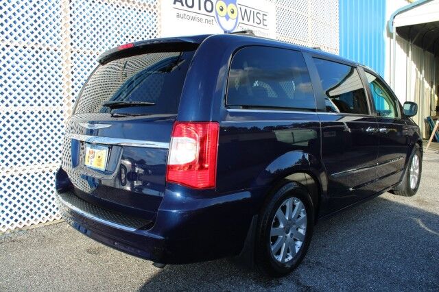 2016 Chrysler Town & Country Touring DVD Melbourne FL