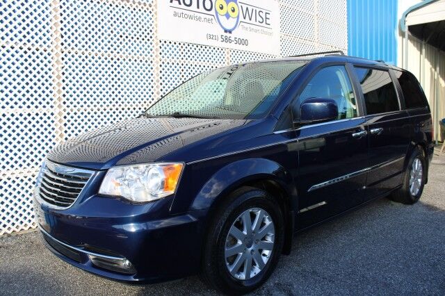 2016 Chrysler Town & Country Touring DVD