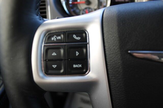 2016 Chrysler Town & Country Touring DVD Melbourne FL