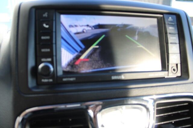 2016 Chrysler Town & Country Touring DVD Melbourne FL