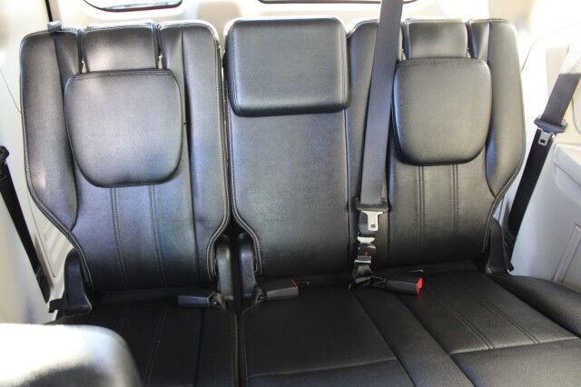 2016 Chrysler Town & Country Touring DVD Melbourne FL