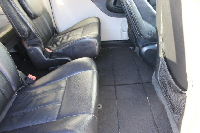 2016 Chrysler Town & Country Touring DVD Melbourne FL