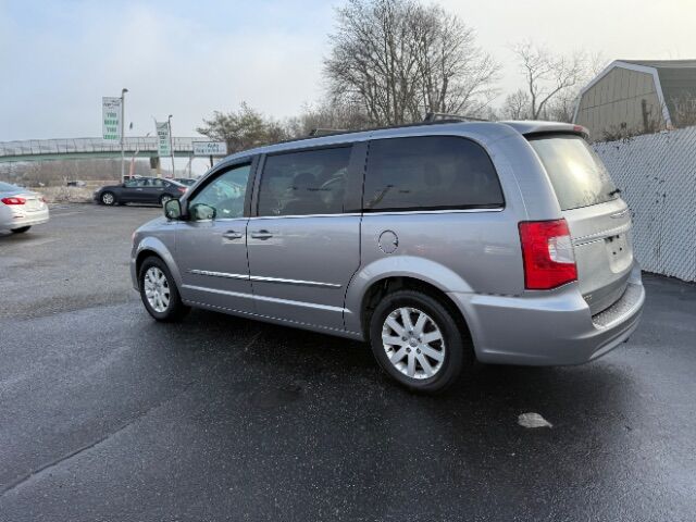 2016 Chrysler Town & Country Touring East Islip NY