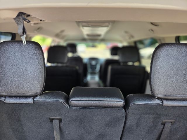2016 Chrysler Town & Country Touring Elgin IL