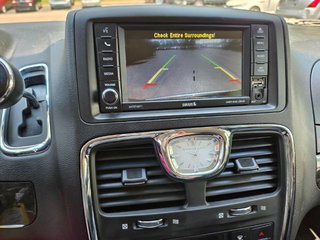 2016 Chrysler Town & Country Touring Elgin IL