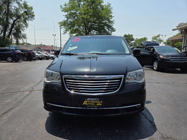 2016 Chrysler Town & Country Touring Elgin IL