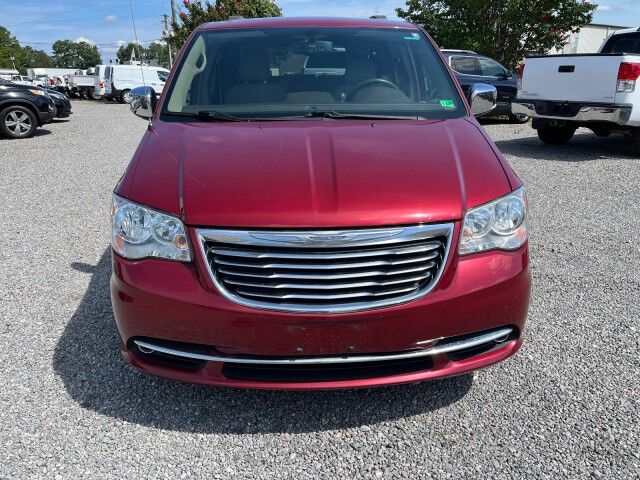 2016 Chrysler Town & Country Touring-L Ashland VA