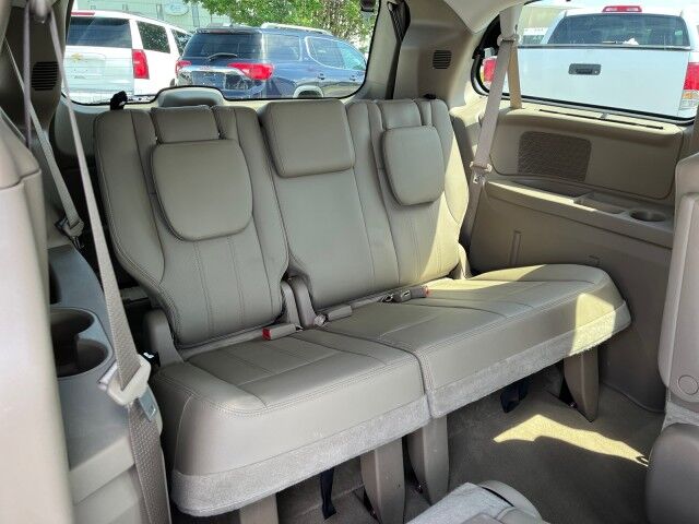 2016 Chrysler Town & Country Touring-L Ashland VA