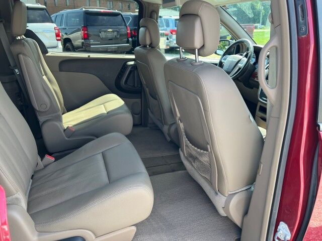 2016 Chrysler Town & Country Touring-L Ashland VA