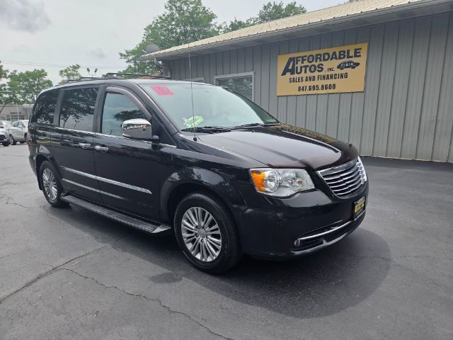 2016 Chrysler Town & Country Touring-L