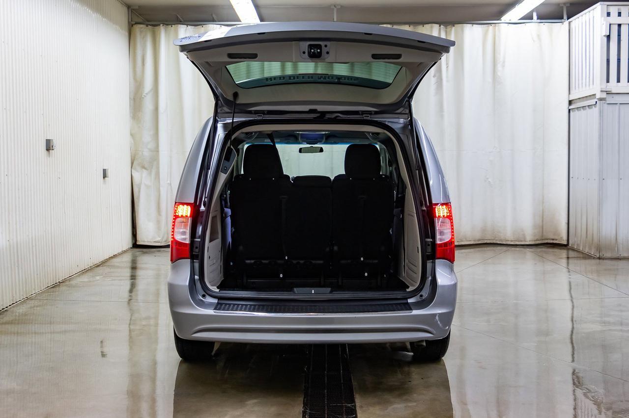 2016 Chrysler Town & Country Touring Red Deer AB
